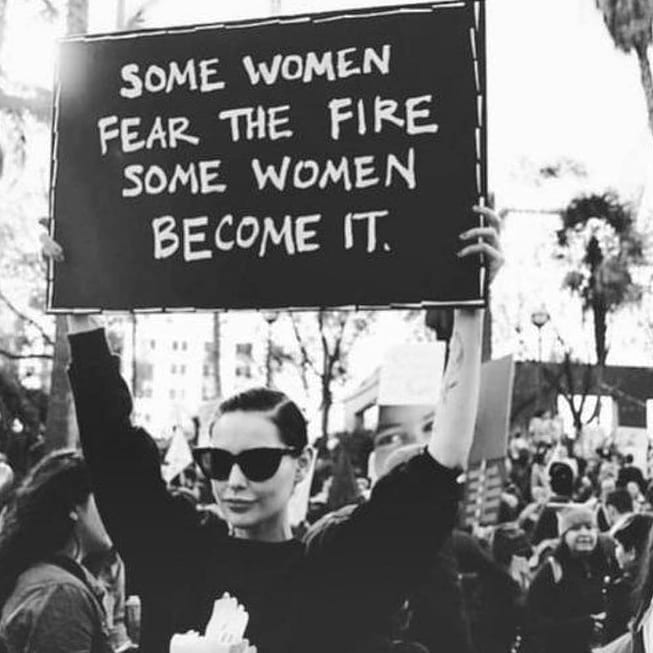 See u tomorrow 11am @ Brandenburger Tor for Berlin's #WOMENSWAVE #womensmarch / RG @signsofthemarch