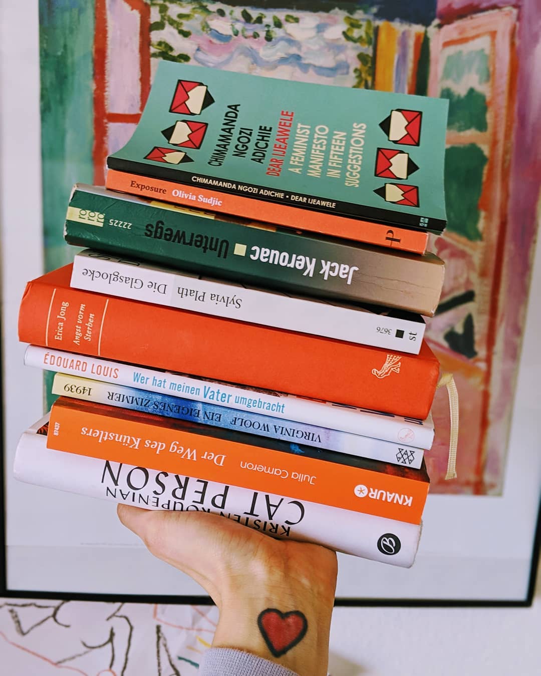 All the books I loved so far in 2019 ️ It's been more than 10 years since I fell for #SylviaPlath and I can tell that today I am even more obsessed with her writing and 'The Bell Jar' than ever before, maybe because when I was younger I only tried to understand, but now after 30 years of feeling all the feelings, at least for a little second, I do. Also it's been my first time with #VirginiaWoolf's feminist essay 'A Room for One's Own' in which she tries to find the absolutely essential truth, but slowly has to realize that no absolute truth exists at all and that we cannot remove the self, the historical period, or any other inherent biases from someone’s opinion. Then there's @elouis7580 whom I follow since his powerful debut and who made me cry with this third book about his dad, where love and hate and fury and absolution are nothing less than siblings. Oh and @erica_jong who called her 70's classic 'Fear of Flying' “a declaration of independence” with its feisty violation of the verbal and sexual taboos of women’s writing, is back for good with 'Fear of Dying'. #CatPerson is brilliant but dazing (in its maximalist sense). #JuliaCameron changes everything. #chimamandangoziadichie writes a letter to a friend about how to raise a child to be a feminist and lets us be part of her direct and perspective suggestions. #OliviaSudjic nails it while talking about the society we live in as well as the beautiful and terrible challenges of anxiety and fear. After that #JackKerouac seems like one huge holiday. Thank you @teresakrescentia @kathi.zimmermann @ellajosephineebsen @j.w.v.r & @friederikeschilbach for your suggestions