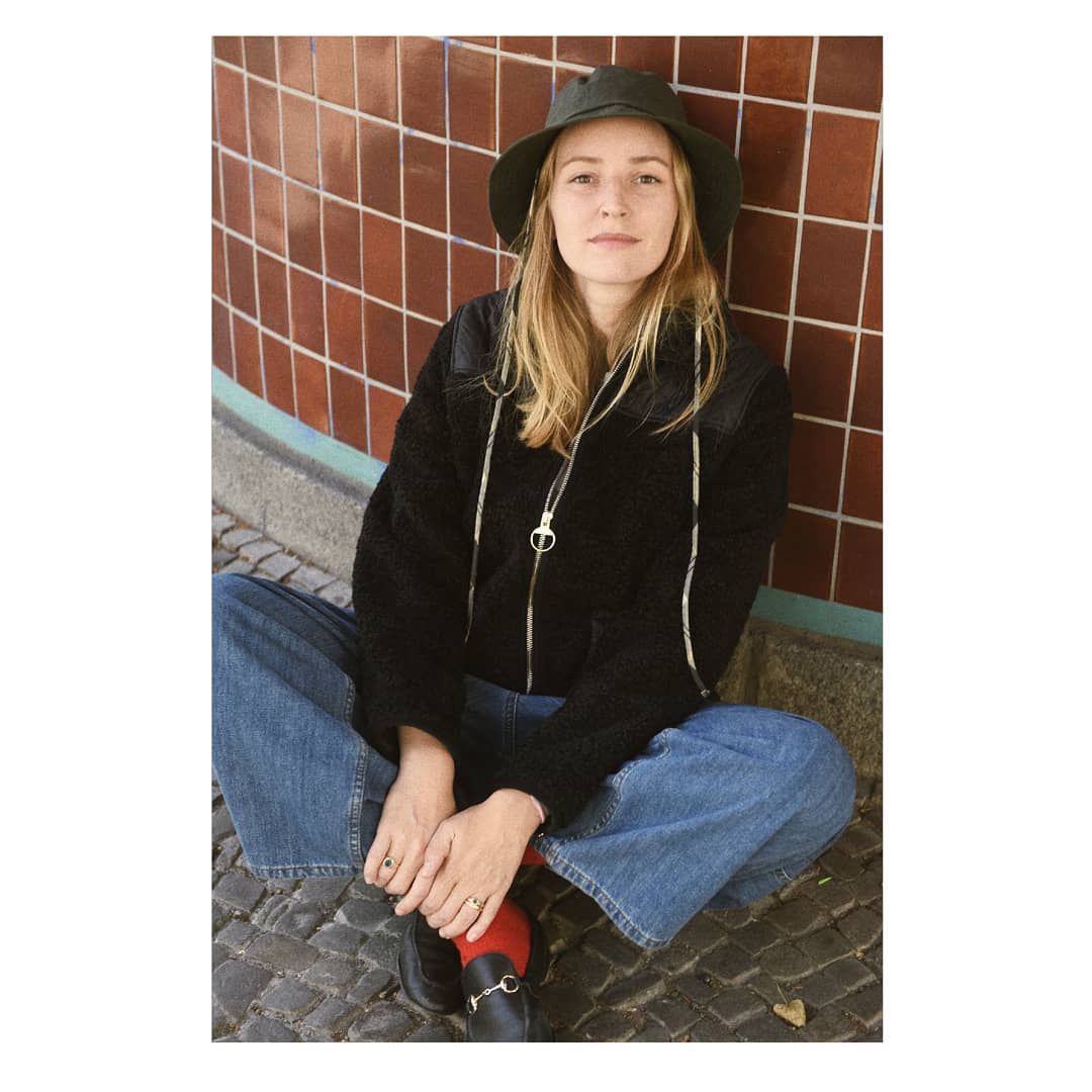 Anzeige / Endless @barbour Love ️ My Editorial for #barbourALEXACHUNG is now online. Link in Stories!