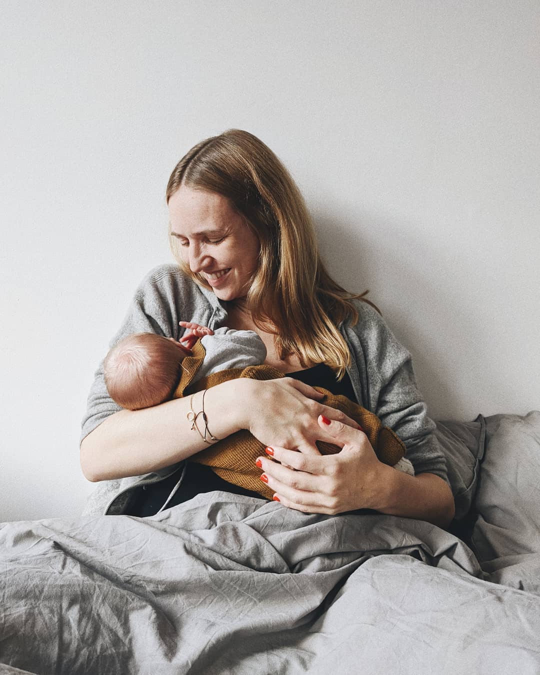 Excuse the silence but I am busy cuddling my pre-birthday gift aka this fluffy cotton candy boy. Born on Oct 31st: Eliott OTTO Augustin ️ Thank you, Universe