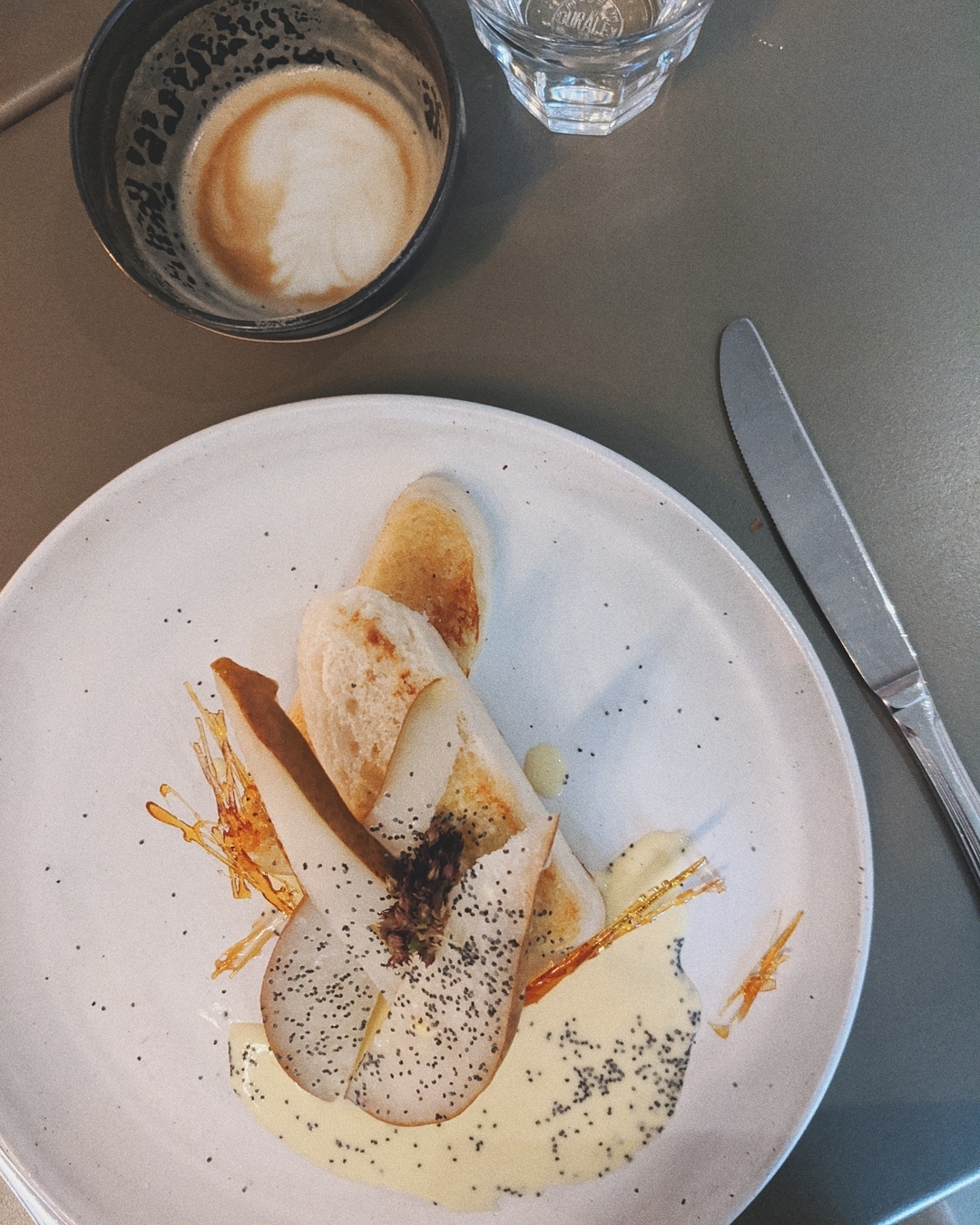 Rooms service, please! @baldon.berlin | Anzeige, unbeauftragt.